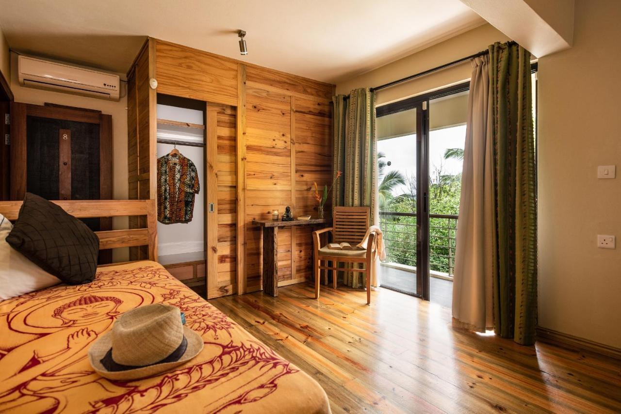 Happy Days Guest House Леморн Экстерьер фото