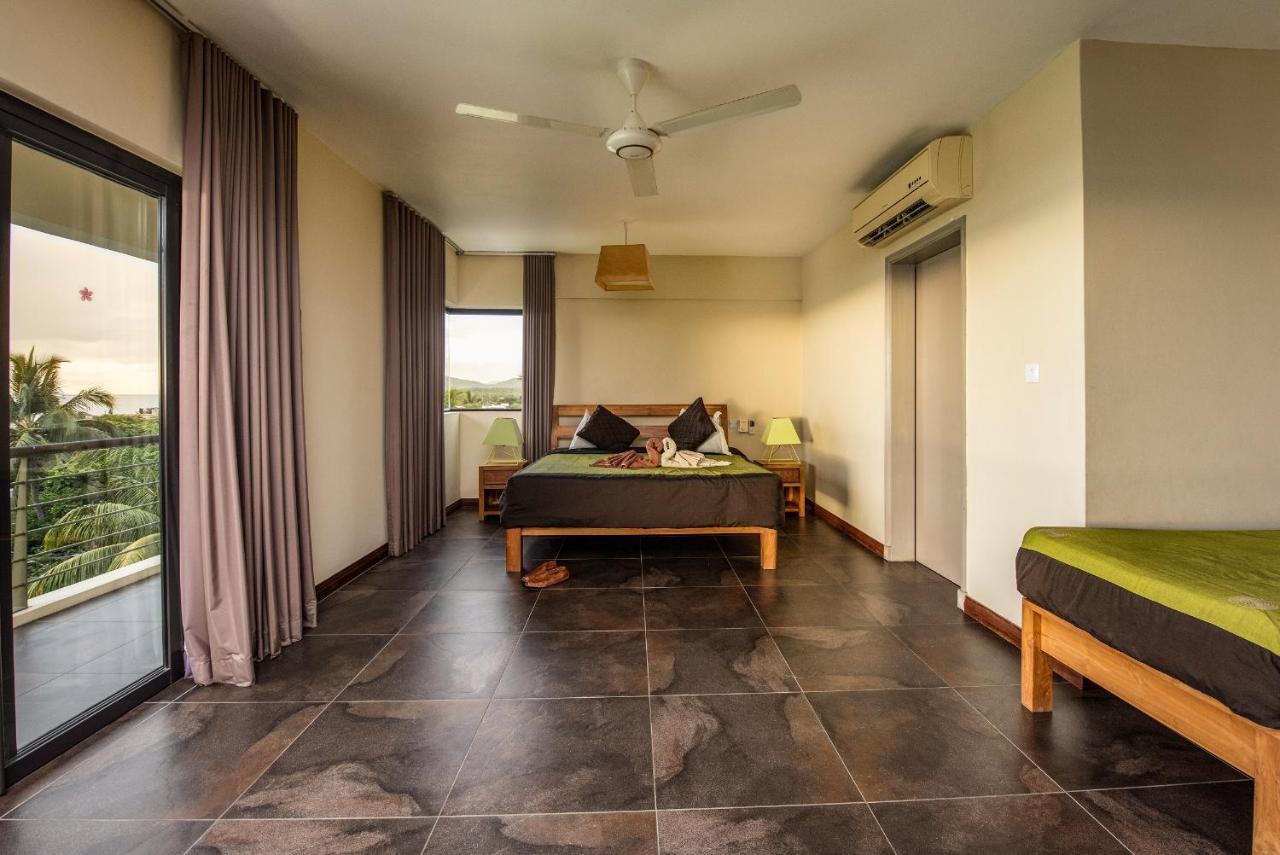 Happy Days Guest House Леморн Экстерьер фото