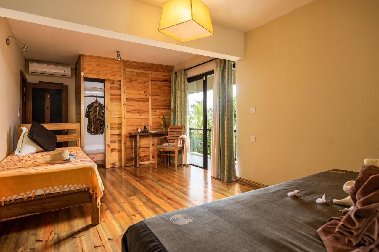 Happy Days Guest House Леморн Экстерьер фото