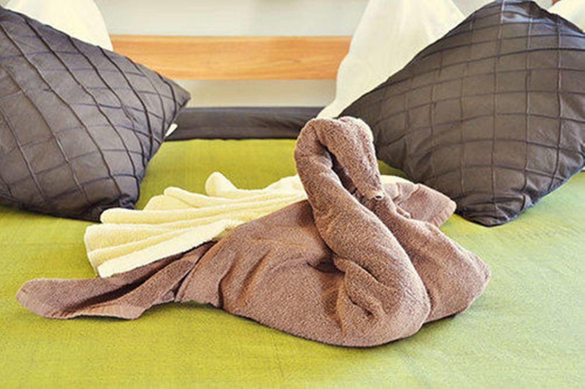 Happy Days Guest House Леморн Экстерьер фото